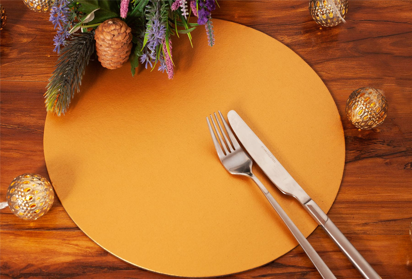 Set of 4 Gold Elementary Round Leatherboard Placemats Tablemats - Made in UK