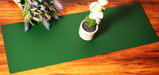  7 Piece British Racing Green Leatherboard Dinning Set Runner 6 Round Placemats
